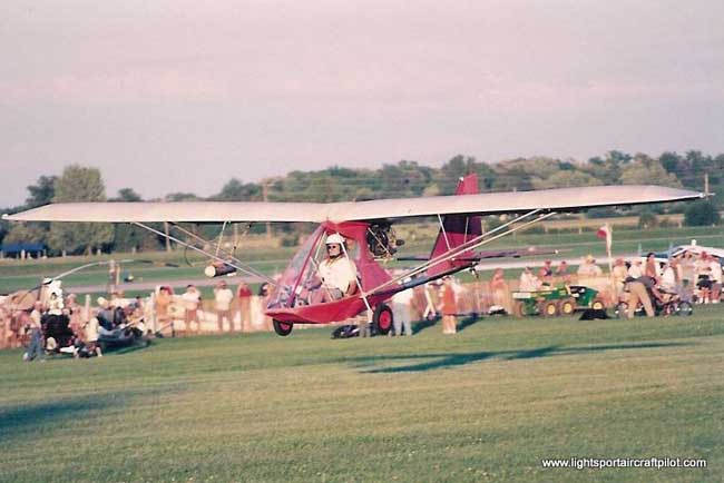 Chinook WT II ultralight, Birdman Chinook WT II single seat ultra lite aircraft, Ultralight News newsmagazine.