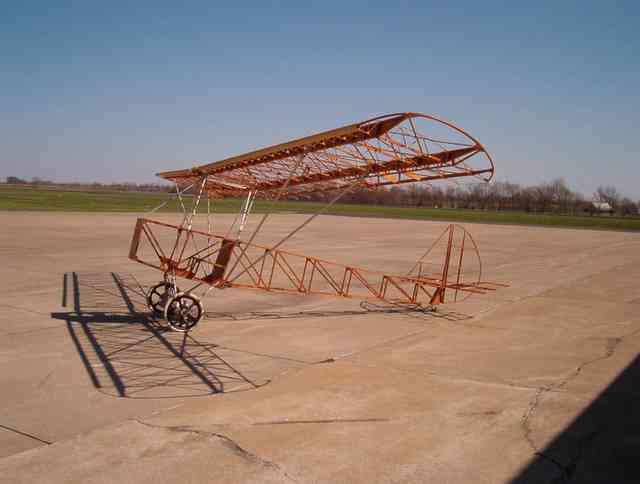 Banty single place ultralight aircraft fuselage and wings.