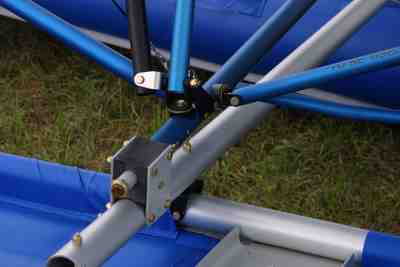Here Full Lotus floats are mounted on an MX style ultralight.