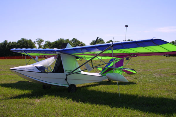 Aventura ultralight, Aventura amphibious ultralight, Aventura amphibious ultralight aircraft kit, by Aero Adventure, Ultralight News newsmagazine.