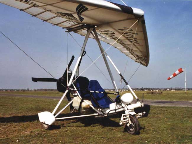 DTA Evolution D16 trike, Rainbow Aircraft DTA Evolution D 16 ultralight trike.