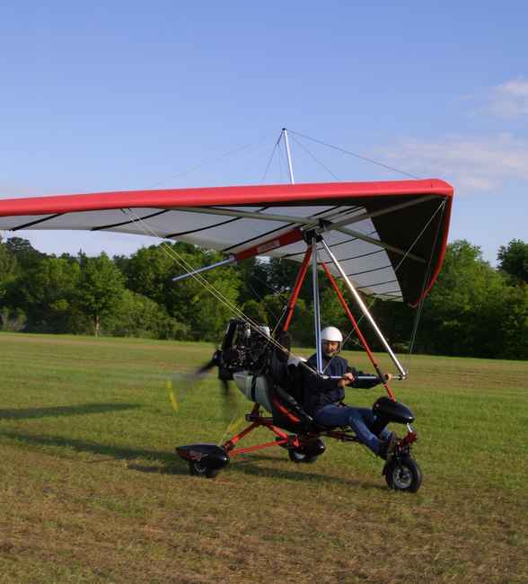 Airborne Redback trike, AirBorne Australia Redback microlight trike.