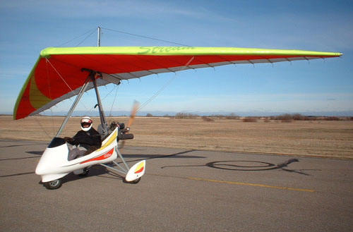 Velocity C trike, Aeros Velocity C trike, Aeros Velocity trike Aeroquest Aviation Vegreville Alberta Canada.
