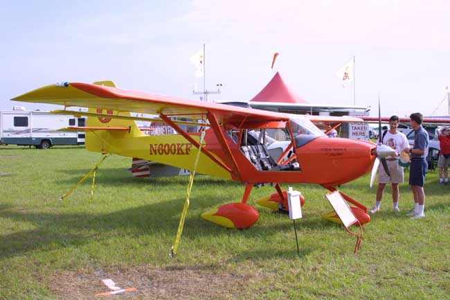 Kitfox 4, Skystar Kitfox, Kitfox light sport aircraft, experimental aircraft and two place ultralight trainer.